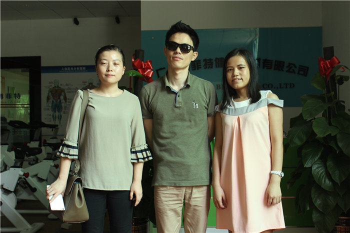 韓國(guó)客戶采購健身器材